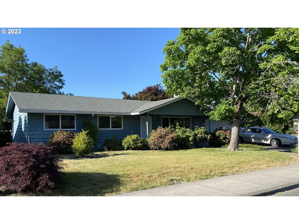 2055 Ne Grant Street Hillsboro OR 97124