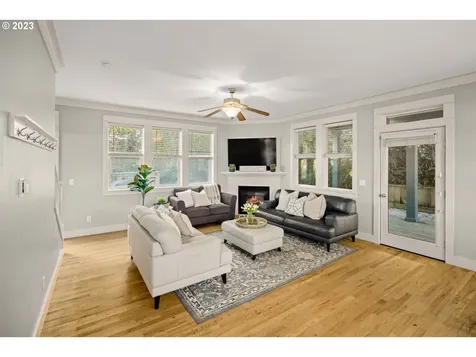 2798 Sw Anchor Avenue Lincoln City OR 97367