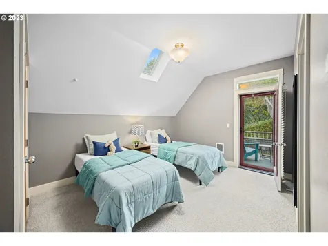 2798 Sw Anchor Avenue Lincoln City OR 97367