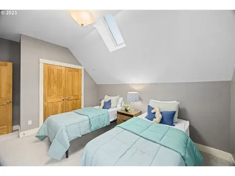2798 Sw Anchor Avenue Lincoln City OR 97367