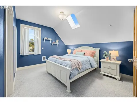 2798 Sw Anchor Avenue Lincoln City OR 97367