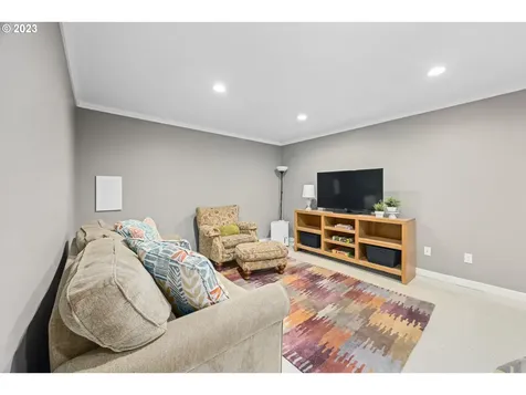 2798 Sw Anchor Avenue Lincoln City OR 97367