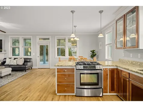 2798 Sw Anchor Avenue Lincoln City OR 97367