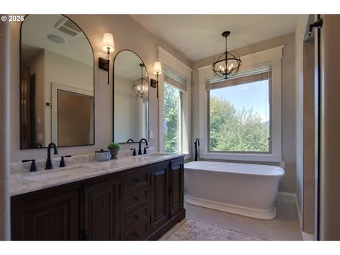 4912 NE Littlefield Drive La Center WA 98629