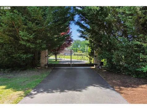 4912 NE Littlefield Drive La Center WA 98629