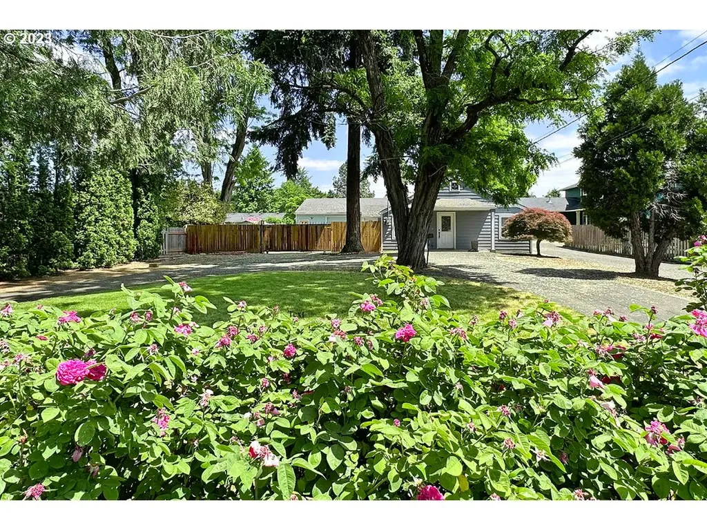 1534 SE 176th Avenue Portland OR 97233
