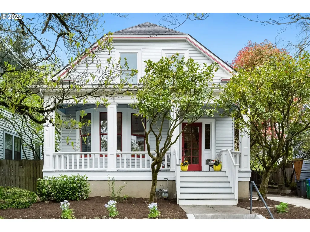 246 Ne Thompson Street Portland OR 97212