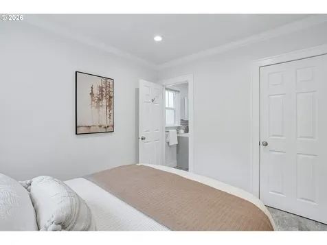 2817 NE Weidler Street Portland OR 97232