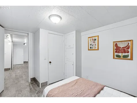 2817 NE Weidler Street Portland OR 97232