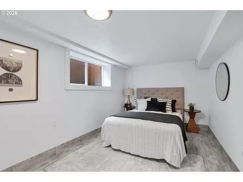 2817 NE Weidler Street Portland OR 97232