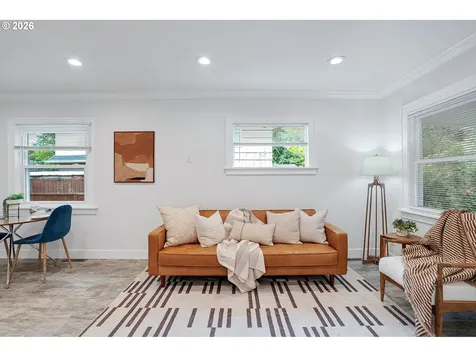 2817 NE Weidler Street Portland OR 97232