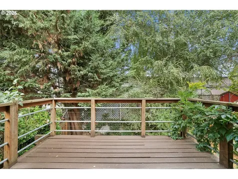 2817 NE Weidler Street Portland OR 97232