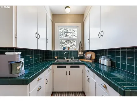 1903 Cedar Street La Grande OR 97850