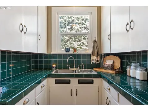 1903 Cedar Street La Grande OR 97850