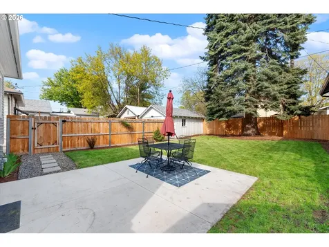 1903 Cedar Street La Grande OR 97850