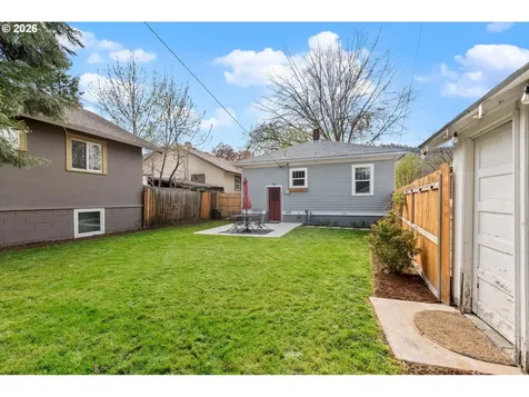1903 Cedar Street La Grande OR 97850