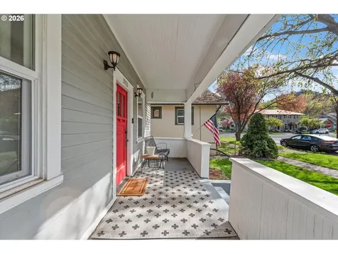 1903 Cedar Street La Grande OR 97850
