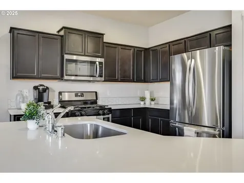 2126 S Meadowlark Drive Ridgefield WA 98642