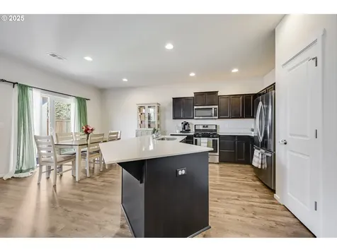 2126 S Meadowlark Drive Ridgefield WA 98642