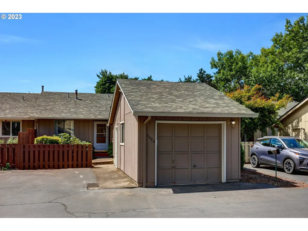 2990 Se Blue Bird Drive Hillsboro OR 97123