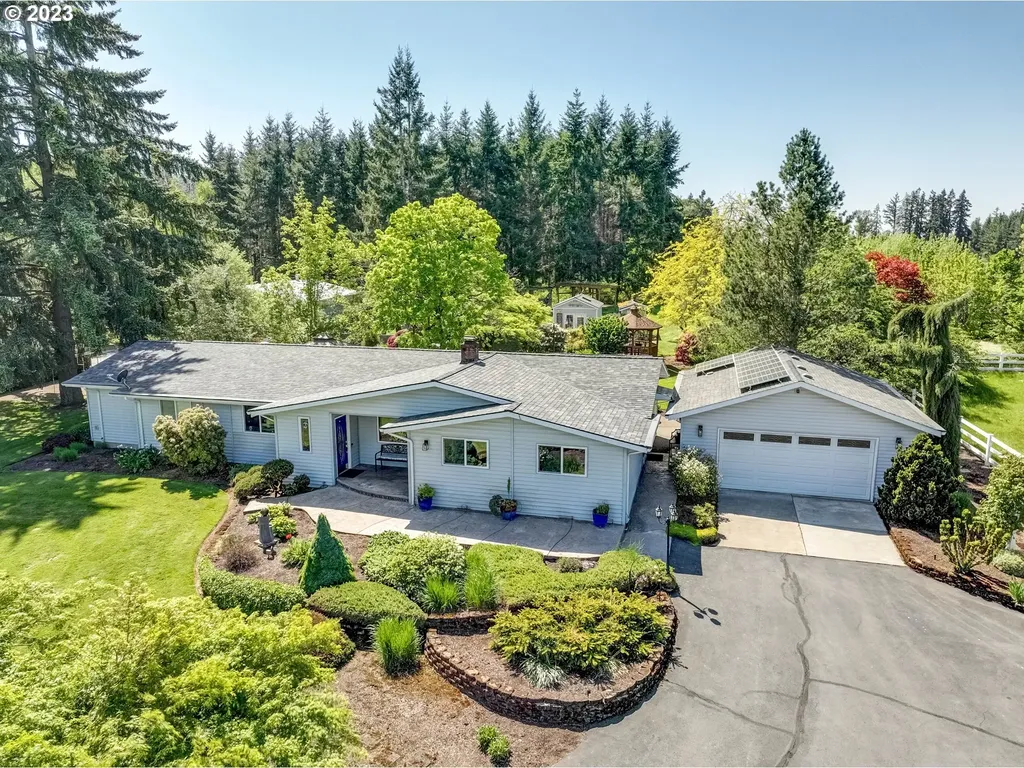 30381 S Candlelight Court Canby OR 97013