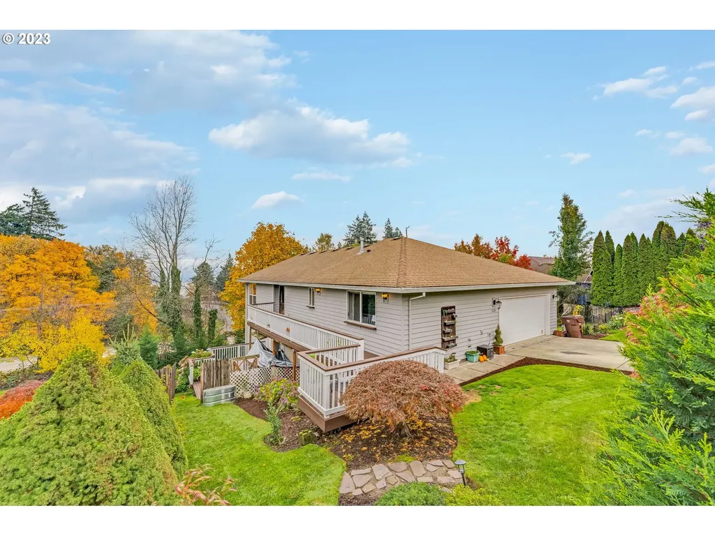 1620 6th Street Columbia City OR 97018