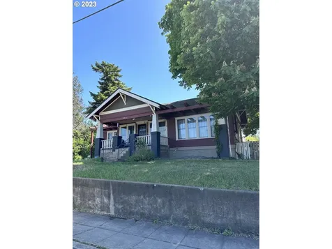 1504 E 9th Street The Dalles OR 97058