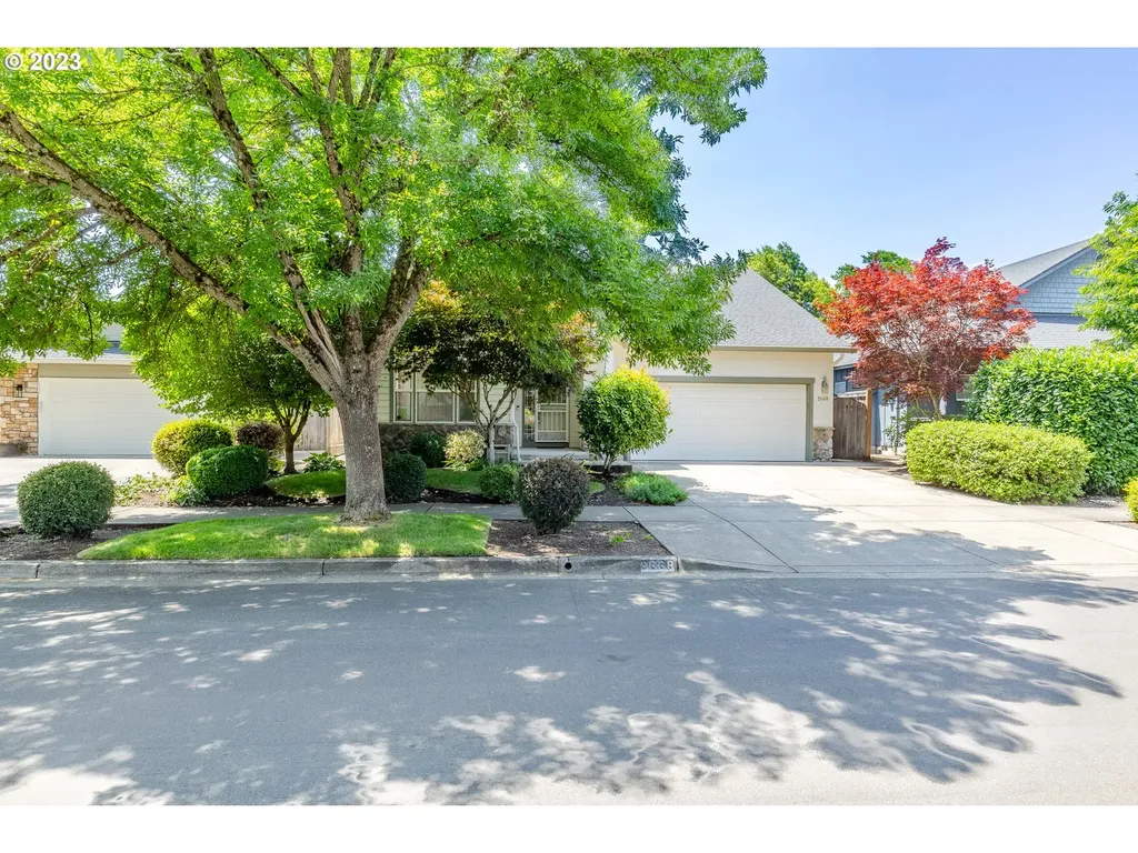 3668 Countryside Lane Eugene OR 97404