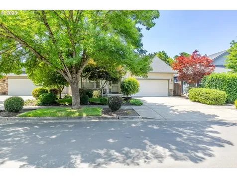 3668 Countryside Lane Eugene OR 97404