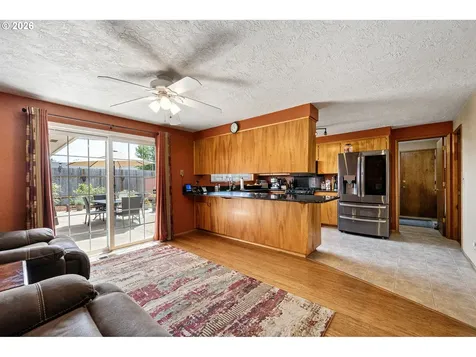 2465 17th Street Springfield OR 97477