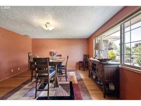 2465 17th Street Springfield OR 97477