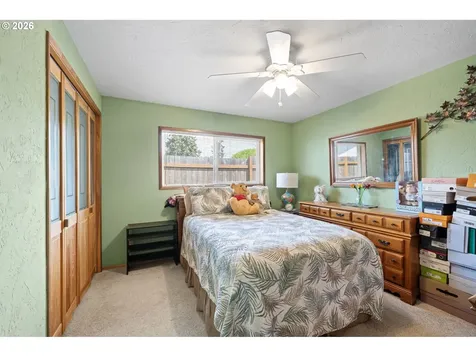 2465 17th Street Springfield OR 97477