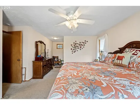 2465 17th Street Springfield OR 97477