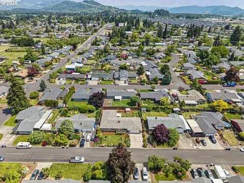 2465 17th Street Springfield OR 97477
