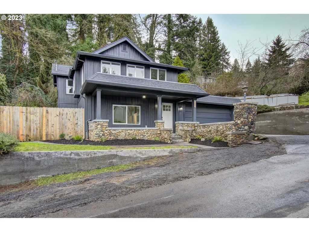 2339 E Castleman Street Longview WA 98632