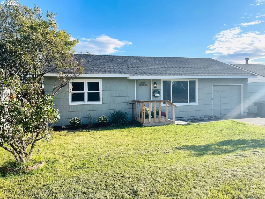 1020 8th Street Umatilla OR 97882