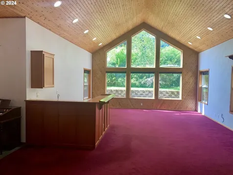 90532 Hill Road Springfield OR 97478
