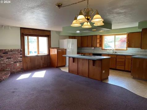90532 Hill Road Springfield OR 97478