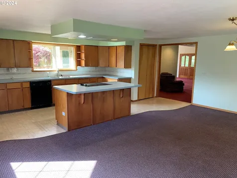 90532 Hill Road Springfield OR 97478