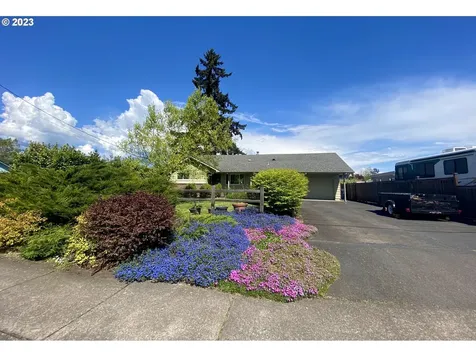 2181 5th Street Springfield OR 97477