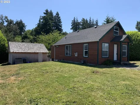 2925 Chester Street North Bend OR 97459