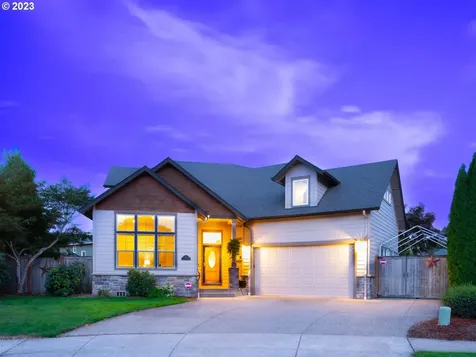 158 Springwood Drive Eugene OR 97404