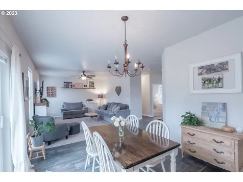 2364 Mountain River Drive Lebanon OR 97355