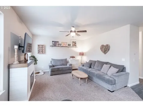 2364 Mountain River Drive Lebanon OR 97355