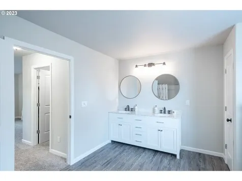 2364 Mountain River Drive Lebanon OR 97355