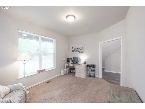 2364 Mountain River Drive Lebanon OR 97355