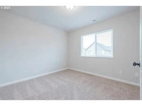 2364 Mountain River Drive Lebanon OR 97355