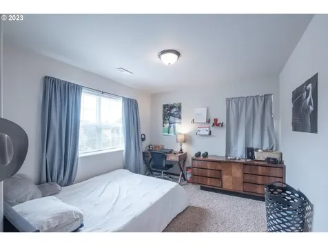 2364 Mountain River Drive Lebanon OR 97355