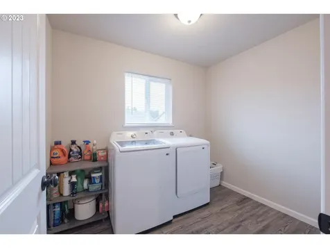 2364 Mountain River Drive Lebanon OR 97355