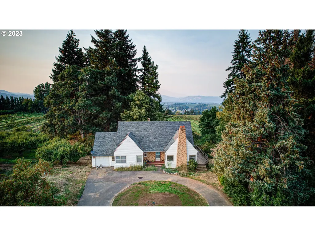 3868 Fletcher Drive Hood River OR 97031